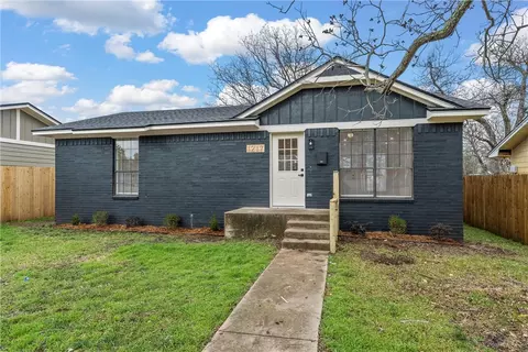 1217 N 6th St, Waco, TX 76707