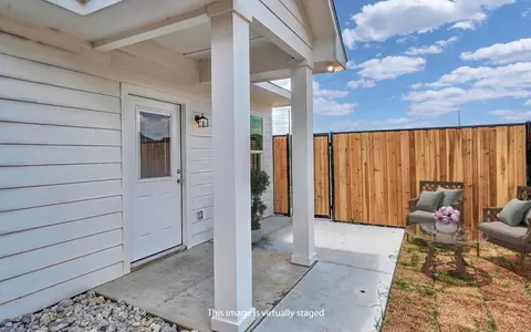 Exterior - 126 Morris Ct, Mcgregor, TX 76657 photo 6 of 6