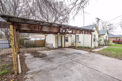 301 E Craven Ave, Waco, TX 76705 photo 12