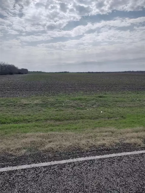 3000 E Tours Rd, West, TX 76691 photo 3