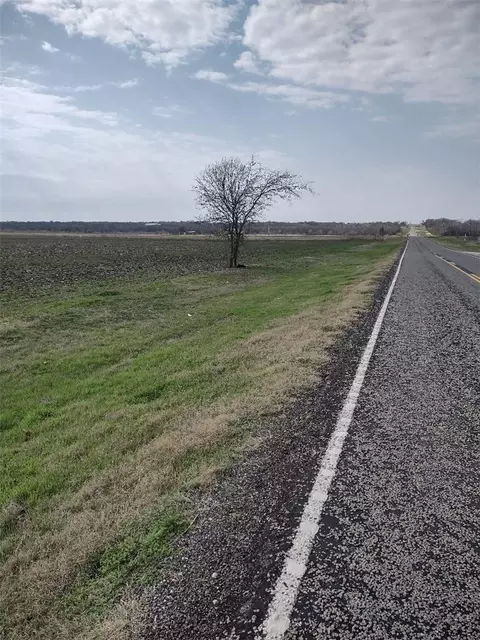 3000 E Tours Rd, West, TX 76691 photo 4