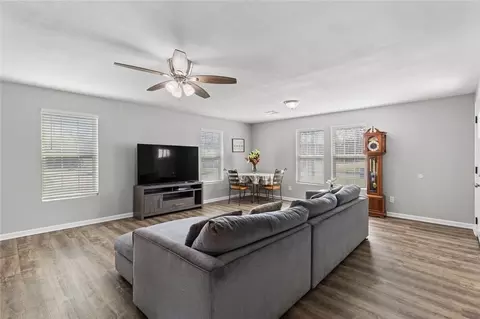 Living - 3701 N 21st St, Waco, TX 76708 photo 2 of 2
