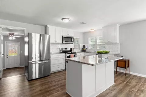 Kitchen - 3701 N 21st St, Waco, TX 76708 photo 1 of 4
