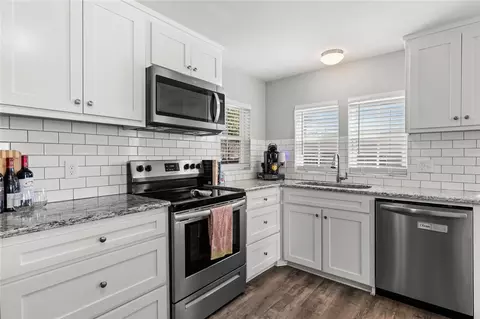 Kitchen - 3701 N 21st St, Waco, TX 76708 photo 4 of 4