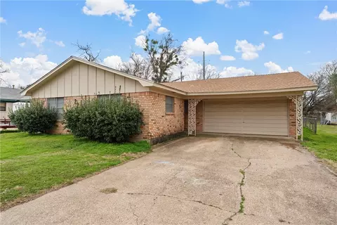 220 Shirley Dr, Waco, TX 76705