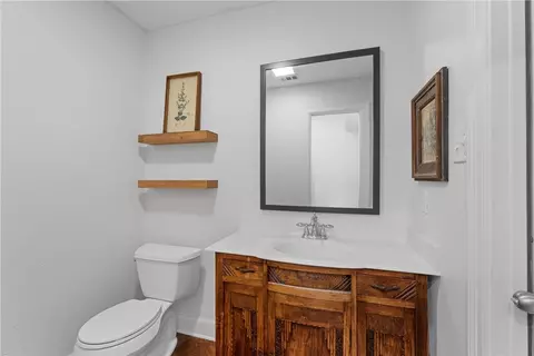 Bath - 1240 Estes Rd, Lorena, TX 76655 photo 4 of 6