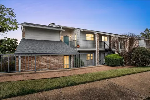 2903 Lake Shore Dr #302, Waco, TX 76708