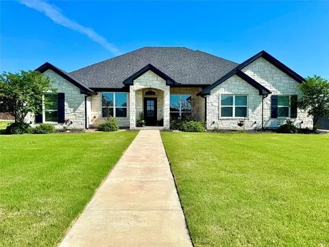 297 Aerl Rd, Lorena, TX 76655