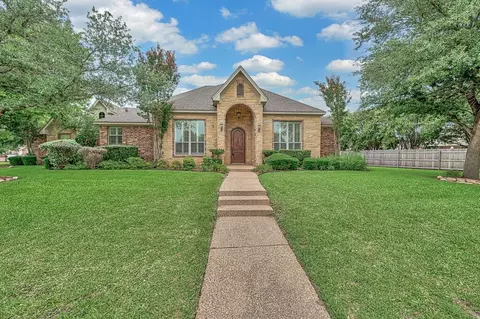 304 Chamberly Rd, Waco, TX 76712