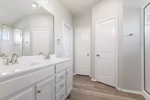 Entry Way - 6301 Elephant Butte Dr, Waco, TX 76708 photo 2 of 2