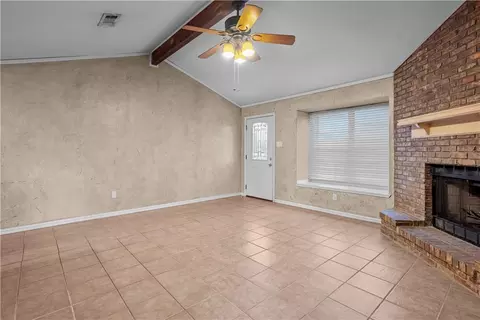 206 W Castro St, Lorena, TX 76655 photo 6