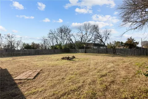 206 W Castro St, Lorena, TX 76655 photo 14
