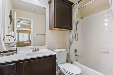 Bath - 5512 Wisdom Ct, Waco, TX 76708 photo 4 of 4