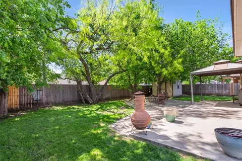 Exterior - 5512 Wisdom Ct, Waco, TX 76708 photo 6 of 10