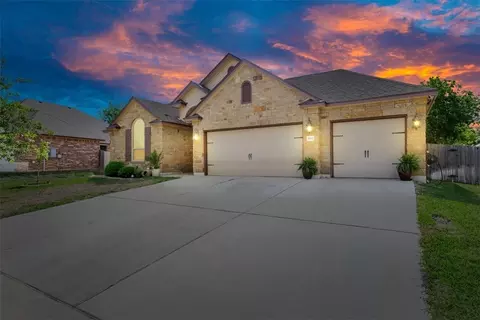 Exterior - 5512 Wisdom Ct, Waco, TX 76708 photo 2 of 10