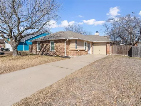 2305 Hemlock Dr, Killeen, TX 76549