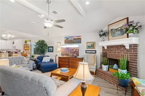 Living - 422 Travis Dr, Mcgregor, TX 76657 photo 1 of 3