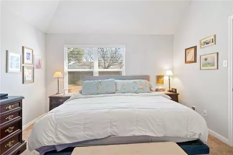 Bedroom - 422 Travis Dr, Mcgregor, TX 76657 photo 1 of 4