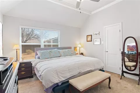 Bedroom - 422 Travis Dr, Mcgregor, TX 76657 photo 2 of 4