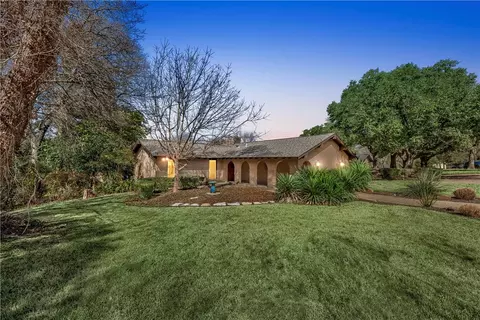 2532 Arroyo Rd, Waco, TX 76710