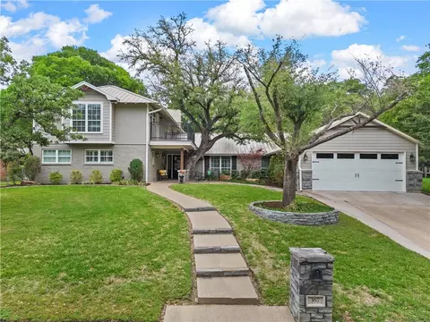 367 Broughton Dr, Woodway, TX 76712