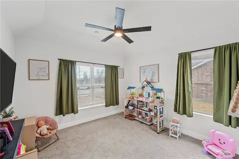 904 Edinburgh Dr, Mcgregor, TX 76657 photo 29