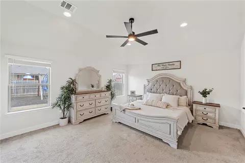 904 Edinburgh Dr, Mcgregor, TX 76657 photo 20