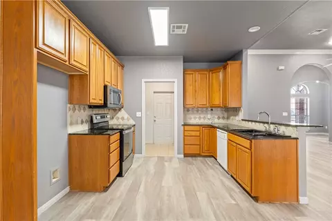 10316 Marigold Rd, Waco, TX 76708 photo 12