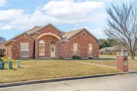 10316 Marigold Rd, Waco, TX 76708 photo 3