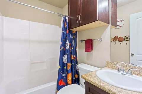 Bath - 10504 Condor Loop, Waco, TX 76708 photo 5 of 5