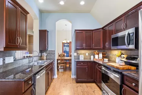 Kitchen - 10504 Condor Loop, Waco, TX 76708 photo 3 of 5