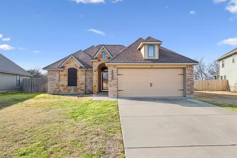 Exterior - 10504 Condor Loop, Waco, TX 76708 photo 4 of 6