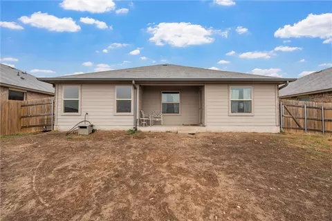 Exterior - 2913 Risinger Rd, Lorena, TX 76655 photo 3 of 5