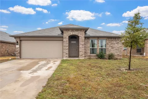 Exterior - 2913 Risinger Rd, Lorena, TX 76655 photo 2 of 5