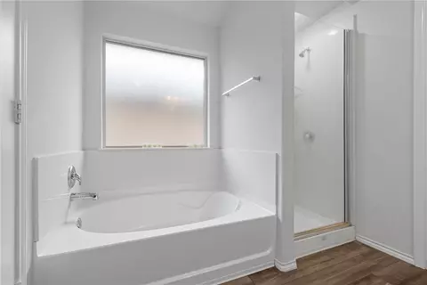 Bath - 2913 Risinger Rd, Lorena, TX 76655 photo 2 of 2