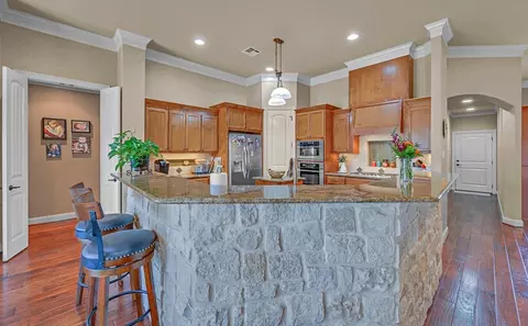 46 N Shore Cir, Waco, TX 76708 photo 11