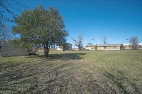 Exterior - 1002 Eagle Dr, Eddy, TX 76524 photo 2 of 2