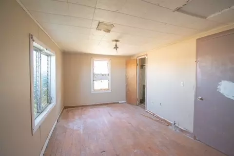 Bedroom - 1002 Eagle Dr, Eddy, TX 76524 photo 1 of 6