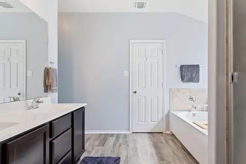 Entry Way - 2804 Samson Dr, Lorena, TX 76655 photo 4 of 4