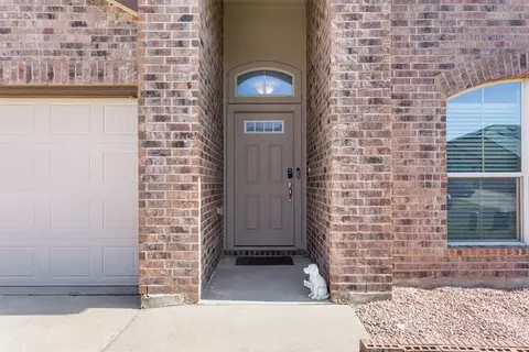 Entry Way - 2804 Samson Dr, Lorena, TX 76655 photo 1 of 4