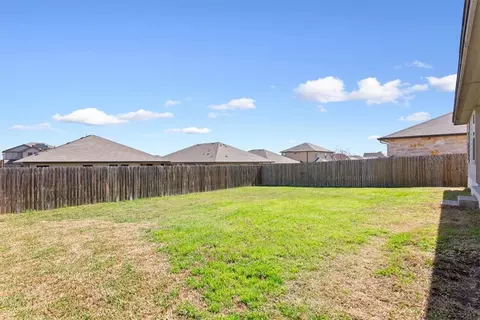 Exterior - 2804 Samson Dr, Lorena, TX 76655 photo 8 of 9