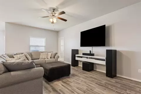 Living - 2804 Samson Dr, Lorena, TX 76655 photo 1 of 1