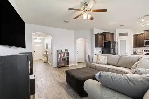 Entry Way - 2804 Samson Dr, Lorena, TX 76655 photo 3 of 4