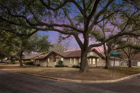 5506 Lake Highlands Dr, Waco, TX 76710