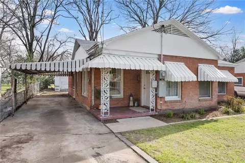 3637 N 25th St, Waco, TX 76708