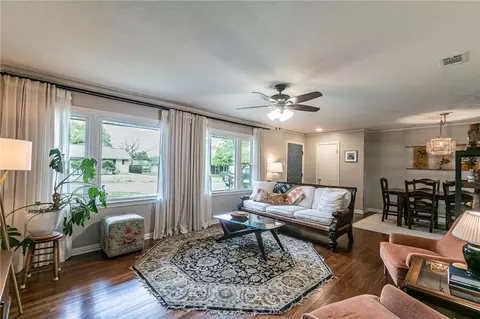 Living - 4100 Grim Ave, Waco, TX 76710 photo 3 of 3