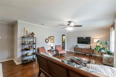 Living - 4100 Grim Ave, Waco, TX 76710 photo 1 of 3