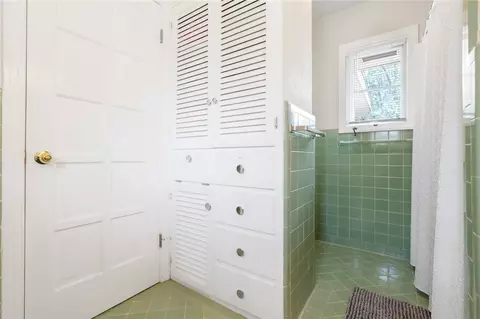 Bath - 3003 Sturgis Ln, Waco, TX 76708 photo 3 of 5