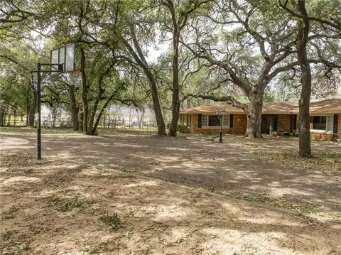 Exterior - 3003 Sturgis Ln, Waco, TX 76708 photo 9 of 9