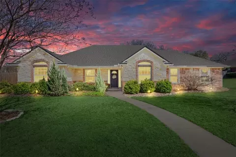 14044 Horseshoe Cir, Woodway, TX 76712